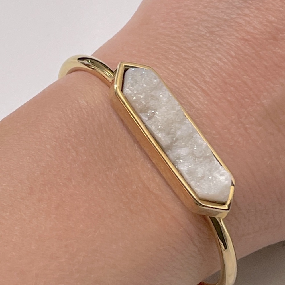 Kinsley Armelle quartz bangle